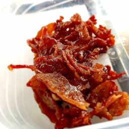 ร้านข้าวเหนียวหมูแดดเดียว
