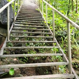 น้ำตกผาร่มเย็น