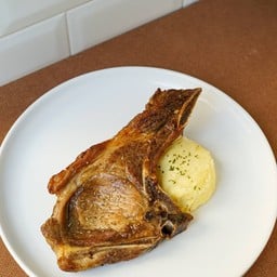 Premium Pork Chop and Mashed Potato