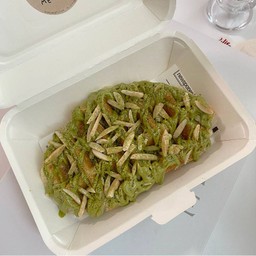 Matcha Almond x Croffle