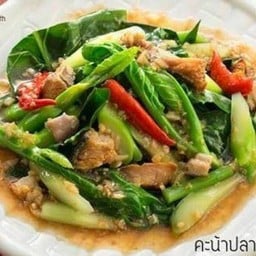 ข้าวราด คะน้าปลาเค็ม