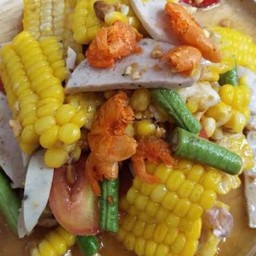 ตำข้าวโพดหมูยอ