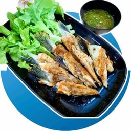 ครีบท้องปลาแซลม่อนย่างเกลือทาซีอิ๊วญี่ปุ่น