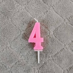 เทียนวันเกิดเลข 4