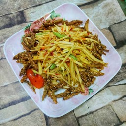 ตำมะม่วงปลากรอบ