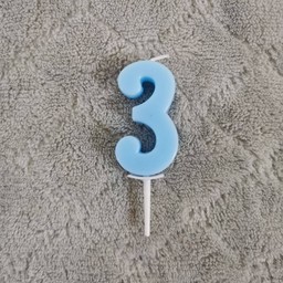 เทียนวันเกิดเลข 3