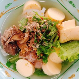 ต้มจืดเต้าหู้ไข่ใส่หมูเด้ง