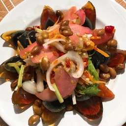 ยำไข่เยี่ยวม้า !!!