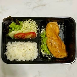ข้าวหน้าปลาแซลมอนย่างเทอริยากิ