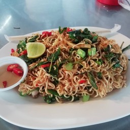 มาม่าผัดขี้เมา