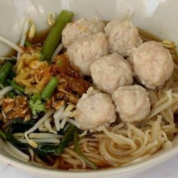 ก๋วยเตี๋ยวหมูเด้งน้ำใส