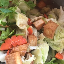 ผัดกระหล่ำปลีเต้าหู้ปลา/กุ้งแห้ง