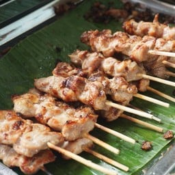 หมูป่ะล่ะ (หมูปลาร้า) By เตี๋ยวกับข้าว