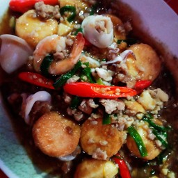ผัดเต้าหู้ไข่ทรงเครื่อง