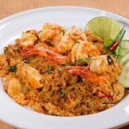 ข้าวผัดต้มยำกุ้ง