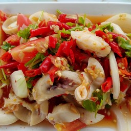 ยำไส้ตัน