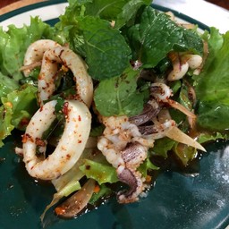 ลาบปลาหมึก