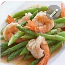 ผัดหน่อไม้ฝรั่ง