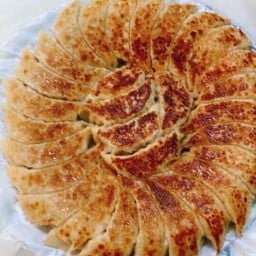 ปั้นข้าวซูชิไข่หวาน