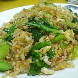 ข้าวผัดคะน้าปลาเค็ม
