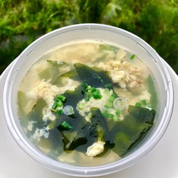 ซุปไข่ สาหร่าย วากาเมะ(Wakame Seaweed Egg Soup)
