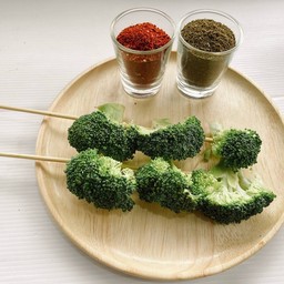 หม่าล่า ริมราง-อาหารตามสั่ง