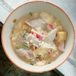 สุกี้หมูน้ำ