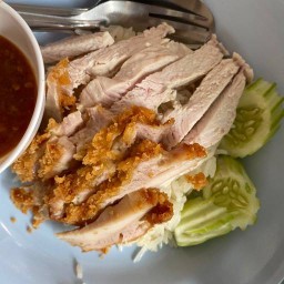 ปันปัน ข้าวมันไก่ นวคร