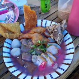 ก๋วยเตี๋ยวตัวกลม