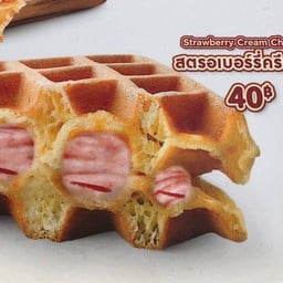 แซนวิชสตรอเบอร์รี่ครีมชีส