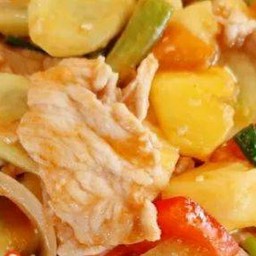 ข้าวราดผัดเปรี้ยวหวาน