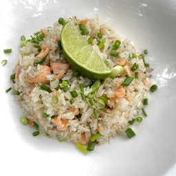 ข้าวผัดแมวไฮโซ