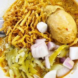 ข้าวซอย ขนมจีนน้ำเงี้ยว (สูตรเชียงใหม่) โบ้เบ้