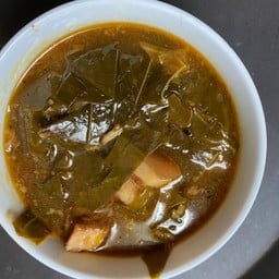แกงหมูชมวง
