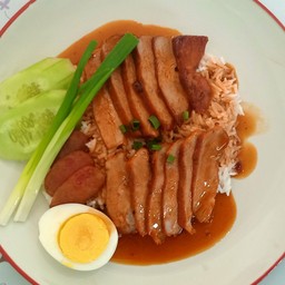 ข้าวหมูแดง