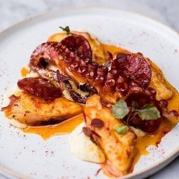 หนวดปลาหมึกยักษ์ย่าง