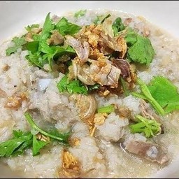 นกโจ๊ก,ต้มเลือดหมู - หน้าวัดมหาธาตุ