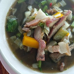 แกงอ่อมหมูย่าง