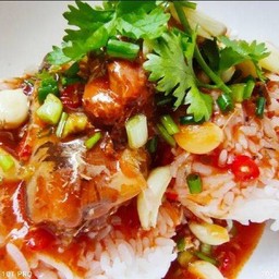 ยำปลากระป๋อง