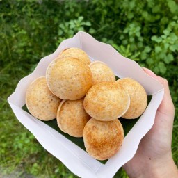 ขนมครกโบราณ&ไก่เขย่าหน้าโรงเรียน