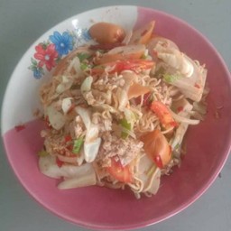 ยำมาม่า