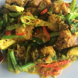 เครื่องแกงคะน้าปลากระพง (เป็นกับข้าว)