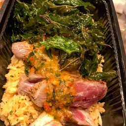 ข้าวผัดซอสกะเพรา+เนื้อย่าง