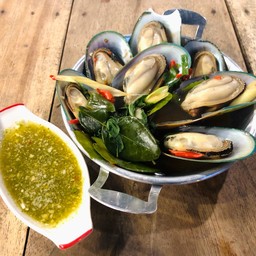 หอยแมลงภู่นิวซีแลนด์อบ