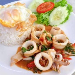 เรื่องของชิ้น by อ้วนอิ๋วลูกชิ้นหมูปิ้งกะทิสด เพชรหึงษ์ ชอย12_14