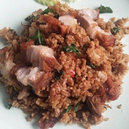 ข้าวคลุกกระเพรา