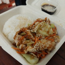 ข้าวหมูผัดซอสเทริยากิ