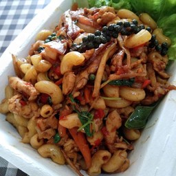 มักกะโรนีขี้เมาหมู