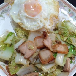 ผัดผักกาดข้าวราดข้าว