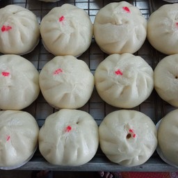 ซาลาเปา ไส้หมูสับ